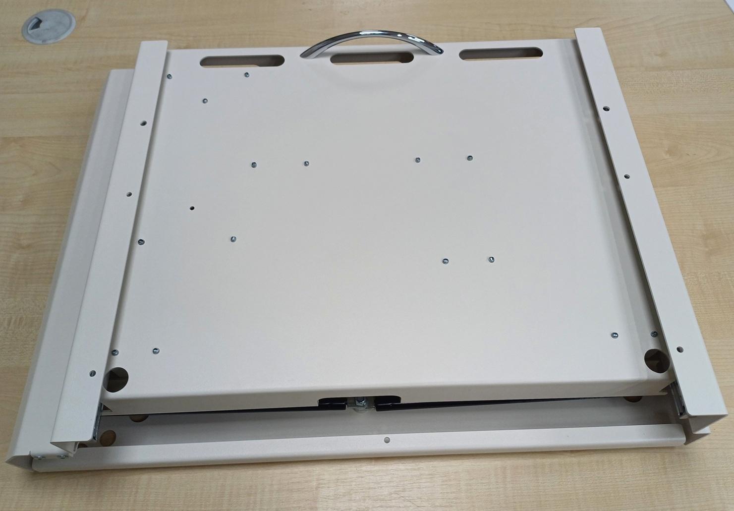 Tv-teline 24" Carthago kalusteen sisään