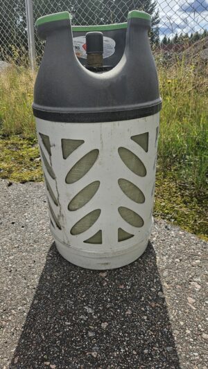 Kaasupullo sisältö 10 kg KOMPOSIITTI