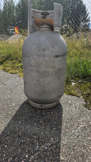 Kaasupullo sisältö 11 kg alumiinipullo