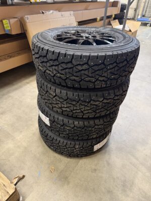 Rengassarja 5x118 16" Kumho Nastarengas + Tomason Aluvanteet